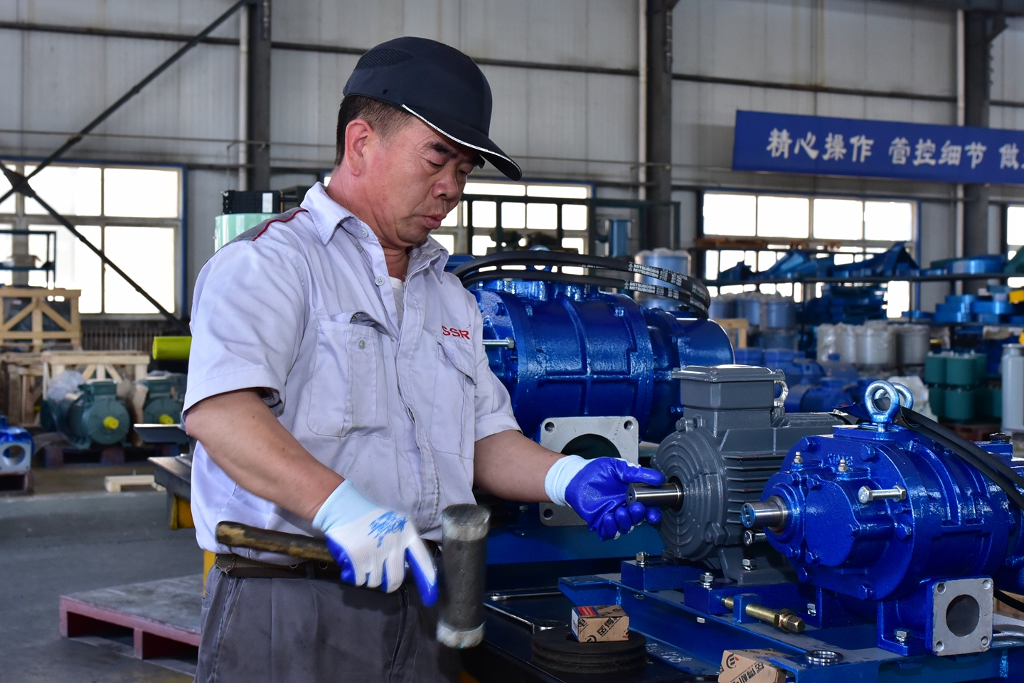 严格的安装调试